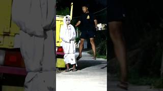 Prank pocong terlucu🤣 ghost poconglucu funny pocong comedy prankpocongngakak prank [upl. by Hidie]