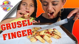 HALLOWEEN BLUTIGER GRUSELFINGER  Partyfood gruseliger DIY Snack  Family Fun [upl. by Burd135]