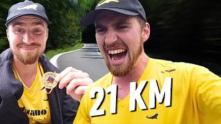 Mein ERSTER Halbmarathon mit BARFUßSCHUHEN 211Km  Selbstexperiment [upl. by Noell579]