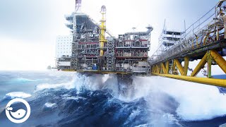 Life amp work in Extreme Conditions This is Why Offshore Oil Rig Workers Earn So much Money [upl. by Joappa899]