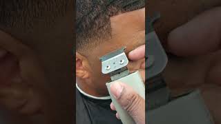 Sharp hairlines  Perfect hairlines how to fade  Learn to be a barber Atlanta [upl. by Mayda]