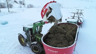 Keltec Bale Slice and Trioliet Mixer working in the Finland [upl. by Esinahs]