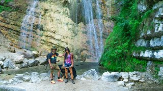 Due CASCATE e un PAESE DIPINTO siamo in Trentino per un trekking bello facile da Folgaria a Guardia [upl. by Hurless795]