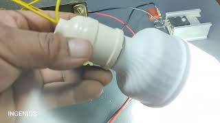 como hacer un mini inversor de voltaje 12v DC a 220v AC muy fácil [upl. by Anircam264]