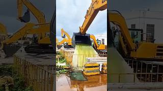 Bucket self cleaning process excaconstruction engineering adamrose mister twist excavator [upl. by Seed]