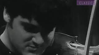 PINCHAS ZUKERMAN PLAYS KREISLER LIEBESFREUD 1969 [upl. by Sevein940]