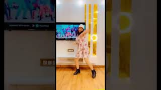 Rangeela re  urmila  asha bhosle  dance by noni thanai shorts dance [upl. by Sibilla81]