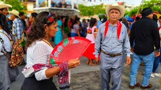 EN VIVO 🔴 DESDE XILITLA 🇲🇽 DOMINGO DE HUAPANGO 🤩 DEJA TUS SALUDOS AQUÍ 👏 [upl. by Jamnes]