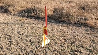 Flying our Dactyl series rocket gliders with retrieval advice and family fun [upl. by Enrobyalc]