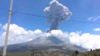 explosion of volcano Colima in Mexico 21 Nov 2014 [upl. by Studner153]