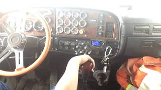 Upshifting amp downshifting an 18 speed Peterbilt 379 [upl. by Kayla366]