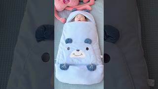 This antistartle sleeping bag is really useful It can be used as a swaddle for newborn babies [upl. by Meridith]