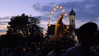 Feiertag 2018 MariÃ¤ Himmelfahrt 2018 Was bedeutet der Feiertag Wer hatte frei [upl. by Almallah]