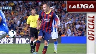 Gran combinación de tacón entre Xavi e Iniesta [upl. by Dixie40]