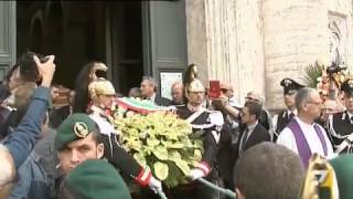 Funerali privati di Andreotti con gli ultimi Dc [upl. by Buyers]