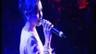 Siti Nurhaliza  Royal Albert Hall  Bisikan Asmara [upl. by Anaele]