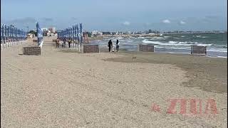 Plaja din Stațiunea Mamaia pustie în minivacanța de 1 Mai [upl. by Steere]