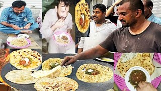 Alo paratha ande wala Lahore ka sabse mashhur paratha recipe Dehli Gate Lahore Pakistan [upl. by Jones]