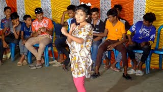 পিচ্চি মেয়ের অস্থির নাচ  হেইলা দুইলা নাচ  Heila Duila Nach Dance by Misty  Bangla Wedding Dance [upl. by Olds834]