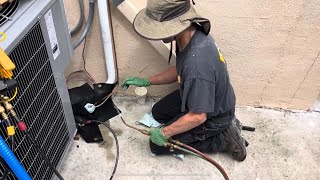 Brazing in refrigerant site glass with moisture indicator I have two sightglass on the system 🤔 [upl. by Smiley]