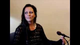 Sara Evans on quotSuds In The Bucketquot and the quotSlow Me Downquot Video Shoot 2014 [upl. by Patin]