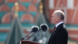 Putin wirft Westen „echten Krieg“ gegen Russland vor [upl. by Navak]