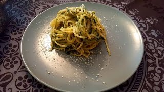 Pasta con il pesto di noci [upl. by Jaela353]