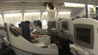 Flying China Eastern Business Class on Airbus A330300 Shanghai to Beijing [upl. by Danny42]