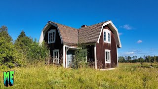 Exploring a Abandoned Farm at the Side of the Road [upl. by Iddet]