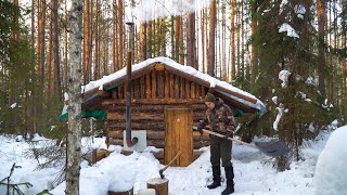 2 DAYS OF SURVIVAL IN A LOG CABIN IN THE FOREST MAKING A FIRE OVERNIGHT CAMPING [upl. by Ydeh364]