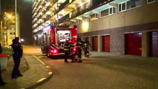 HW rijdt verkeerd  Prio 1 Brandweer 6735 6751  noodhulp Kwendelhof Tilburg WONINGBRAND [upl. by Vallie]