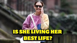 Why Katie Holmes is Smiling from Ear to Ear in NYC Find Out [upl. by Floss781]