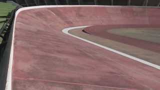 velodrome rc car associated tc5 70mph velodromo brushless lipo coche radiocontrol speed crashe [upl. by Audras]