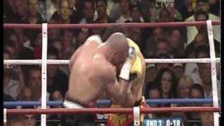 Anthony Mundine shows Daniel Geale how its done 270509 [upl. by Chainey]