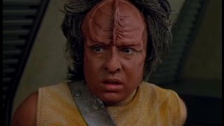 Star Trek review Initiations Voyager [upl. by Nino835]