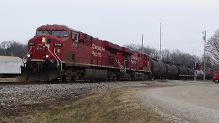 CPKC 253 and BN Clinton at Riverdale IA unit goes for a spin on turntable January 8 2024 [upl. by Arakawa]