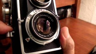 Zeiss Ikon Ikoflex medium format film camera [upl. by Errick]