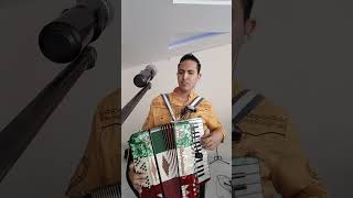 Hermoso Bolero en Acordeon de Los Cadetes de Linares [upl. by Aelgna]