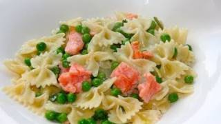 pasta met gerookte zalm [upl. by Imorej]