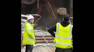 Unpaid contractor destroys travelodge FULL VIDEO CREDIT Idiot UK Drivers Exposed [upl. by Neved]