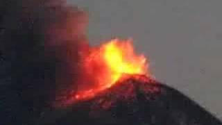 VOLCAN LLAIMA CHILE SEGUNDA ERUPCION EN EL AÑO 2008 [upl. by Aiselad]