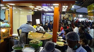 The Pav Bhaji Making Master of Juhu Chowpatty Beach  Delicious Indian Street Food in Mumbai India [upl. by Fiden317]