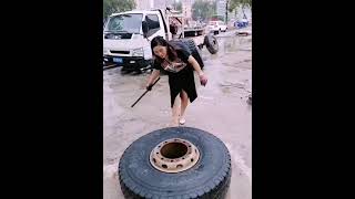 Female car mechanic changes tires Car  Cute girl changes car tires Very Fast  16 [upl. by Nanis]