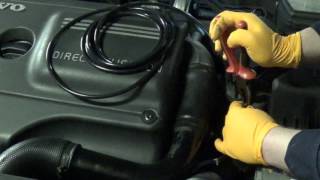 Volvo S70 TDI replacing and testing turbo vacuum lines D5252T 850 V70 S80 25D [upl. by Warchaw]