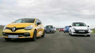 Track Battle  Renault Clio RS family  Williams Motorsport [upl. by Huesman]