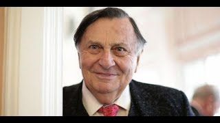 Barry Humphries AO CBE comedian [upl. by Nidnerb]