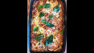 Pasta uit de oven baked pasta  Shorts  Allerhande [upl. by Kutzer]