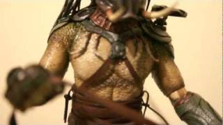 Hot toys tracker predator review [upl. by Sikorski]