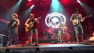 Steve n Seagulls  Thunderstruck Live Maiwoche Osnabrück 170516 [upl. by Esiocnarf]