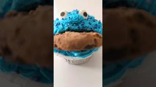 🧁Cookie Monster cupcake baking stopmotion [upl. by Toblat]